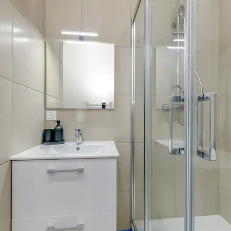 Apartment R'apparts T3 The Factory *